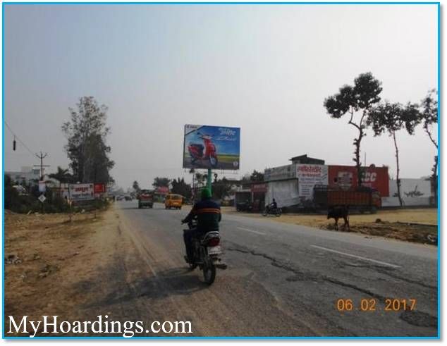 Sultanpur Road in Lucknow Billboard advertising, Hoardings Advertising company Lucknow, Flex Banner at UP